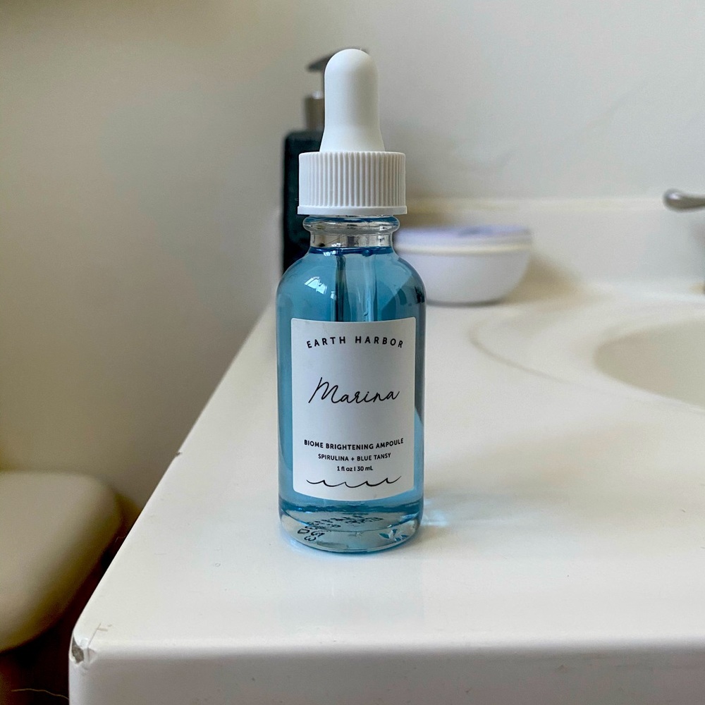 Earth Harbor Marina Biome Brightening Ampoule
